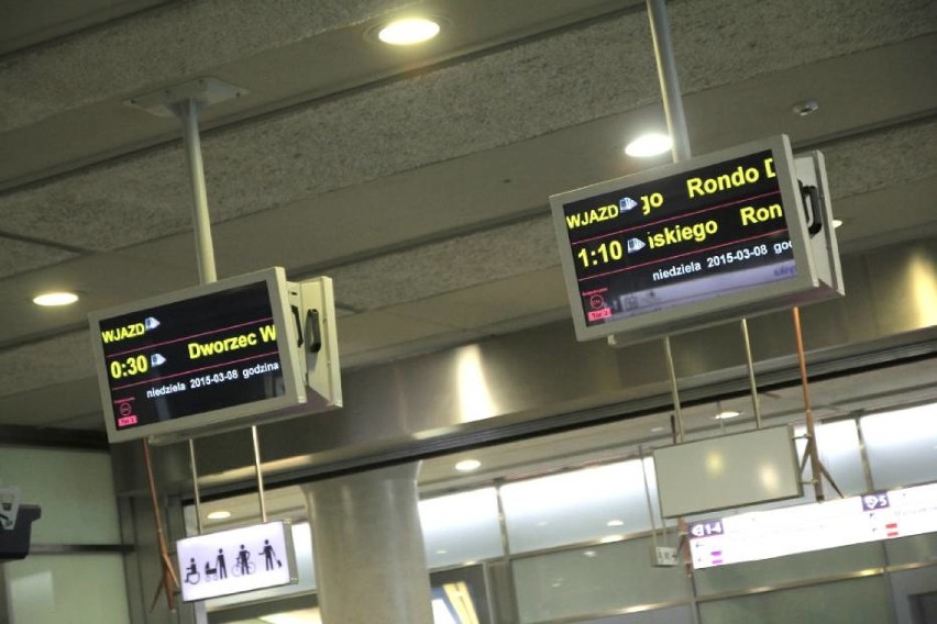 Metro będzie jeździć częściej. Od jutra nowy rozkład