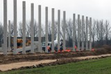 Budowa hali na byłym lotnisku w Legnicy [ZDJĘCIA]