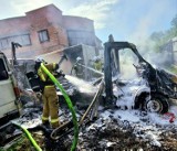 Pożar samochodu dostawczego w centrum Lubochni. ZDJĘCIA