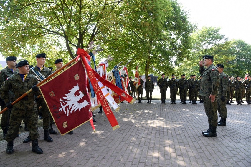 Pomnik ma kosztować około 100 tys. zł. Działacze...