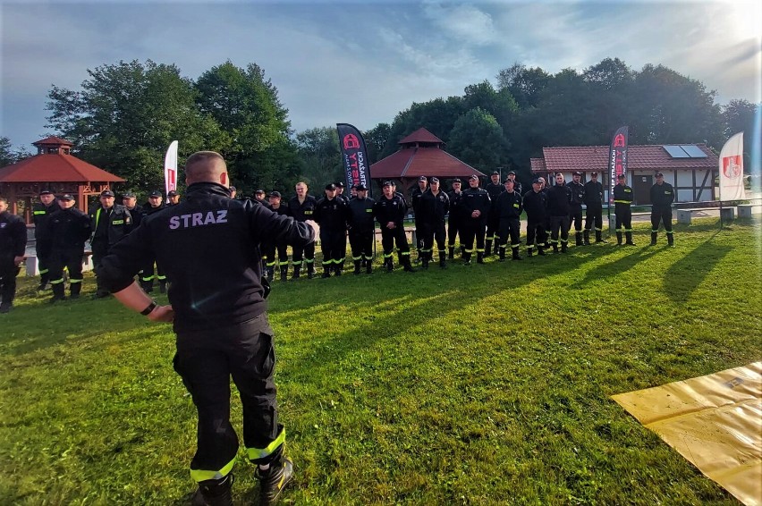 Warsztaty ratownicze w Tuchomiu. Wzięło w nim udział blisko 90 strażaków