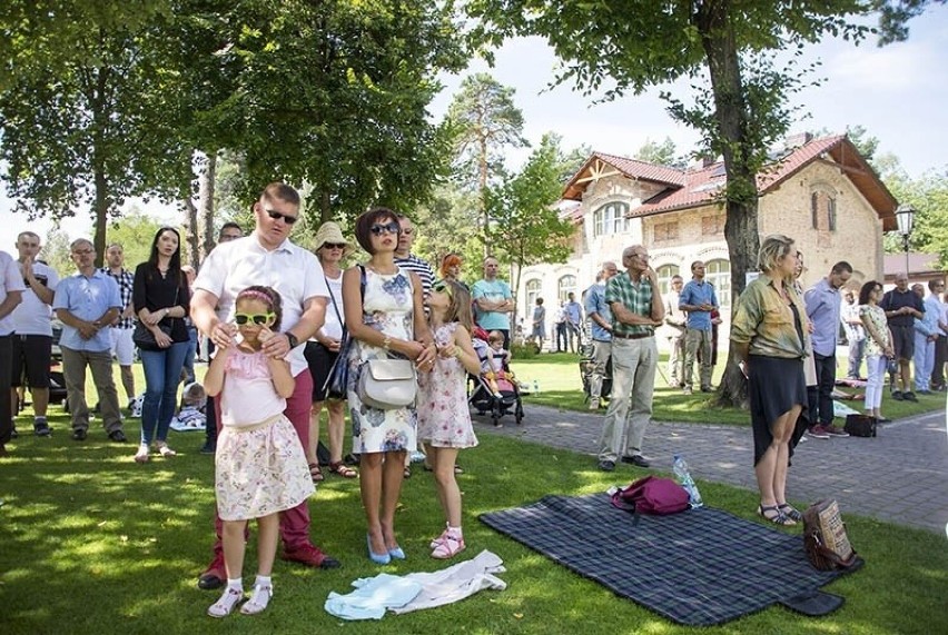 Sanktuarium MB Leśniowskiej, Patronki Rodzin