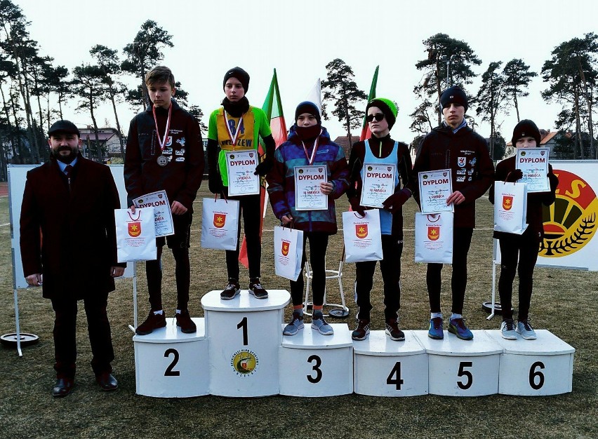 II m Adrian Kamiński w biegu 1000 m