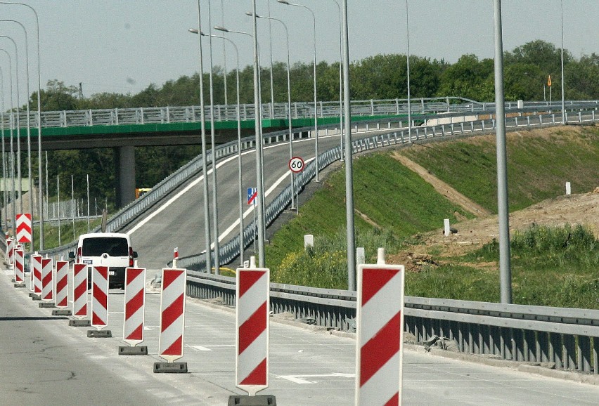 Dzisiaj na godzinę 19 zaplanowano otwarcie wjazdu z autostrady A4 na drogę S3 w kierunku Legnicy [ZDJĘCIA]