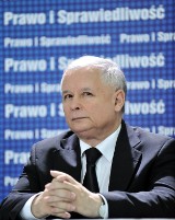 Wybory 2011. Kaczyński czeka na Budapeszt