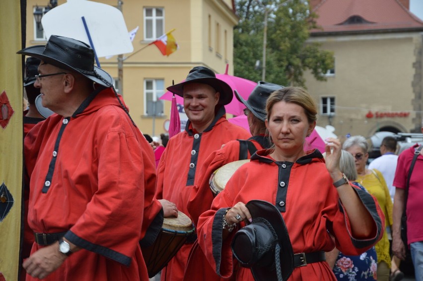 Rozpoczęło się Święto Ceramiki w Bolesławcu 2022. Mieszkańcy...