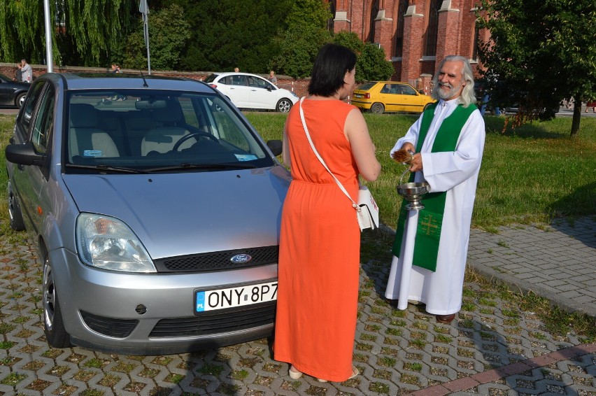 Modlitwa za kierowców i święcenie samochodów w Nysie. Dziś wspomnienie św. Krzysztofa