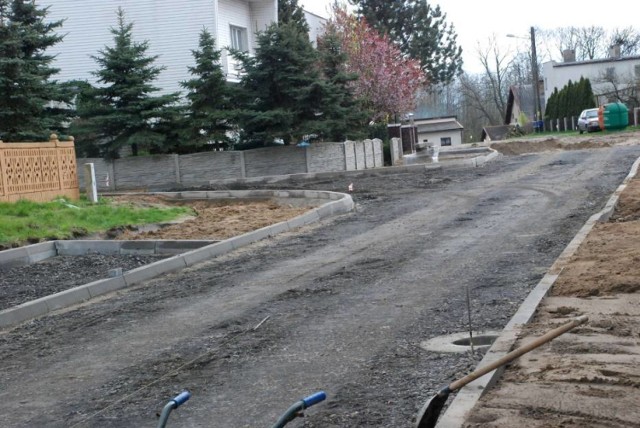 Osiedle w Chrzypsku Wielkim. Kolejny etap budowy drogi