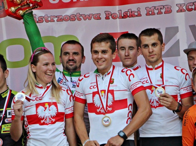 Złoto i srebro mistrzostw Polski MTB dla LUKS