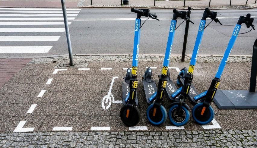 Będą parkingi dla e-hulajnóg. Gdynia porozumiała się z operatorem systemu