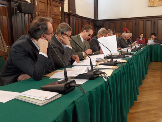 Projekt budżetu Tarnowskich Gór na 2012 rok prezentowano na sesji 14 grudnia