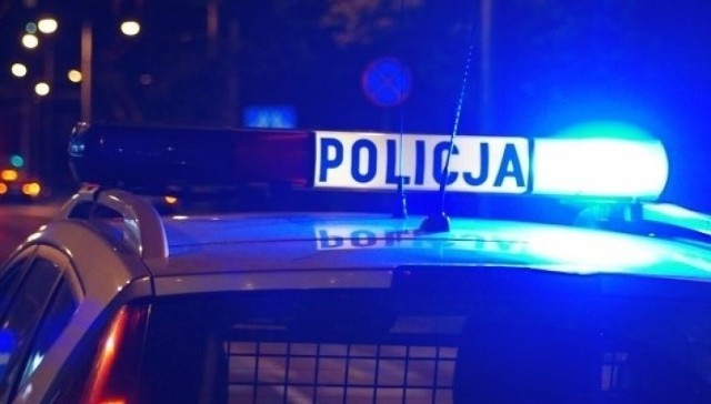 Policjanci z oświęcimskiej komendy zatrzymali 44-letniego mieszkańca Oświęcimia podejrzanego o zaatakowanie nożem innego 37-letniego oświęcimianina