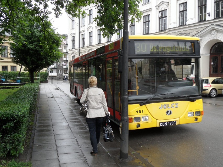 Cieszyn: Zawieszą kursy, bo autobusy wożą powietrze | Ustroń Nasze Miasto