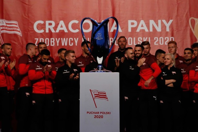 Feta z okazji zdobycia przez drużynę Cracovii Pucharu Polski