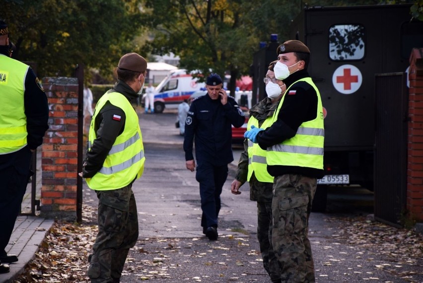 Ognisko koronawirusa w Domu Kombatanta w Zielonej Górze. Co...