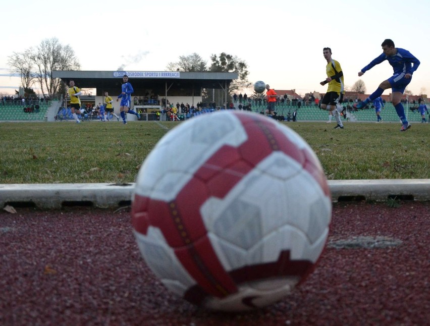 Wiosna 2014. Pomezania Malbork - Olimpia Sztum 2:3 na inaugurację w IV lidze