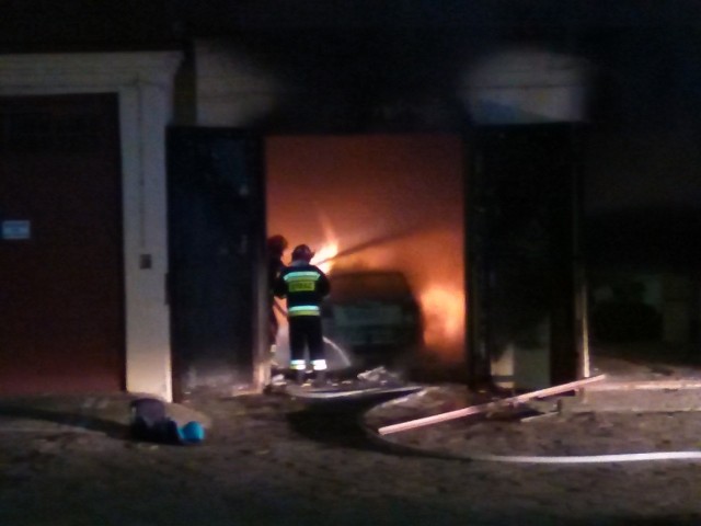 Pożar garażu przy ulicy Śródmiejskiej w Kaliszu