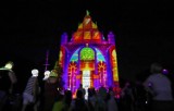 Takie iluminacje można zobaczyć na Bella Skyway Festival 2023. Kolorowa impreza w Toruniu