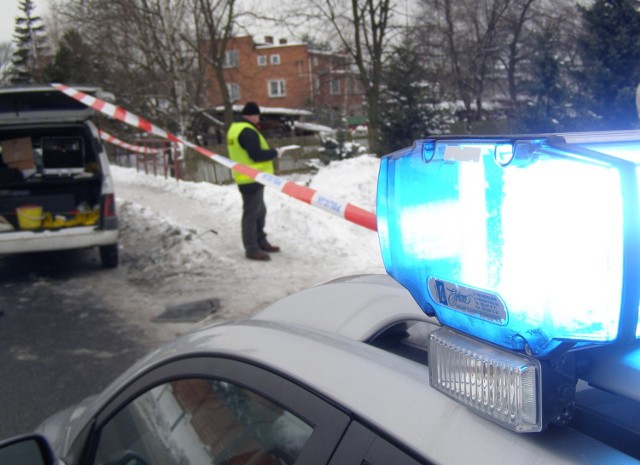 Zwłoki zamordowanego znaleziono na parkingu w centrum Wierzchosławic