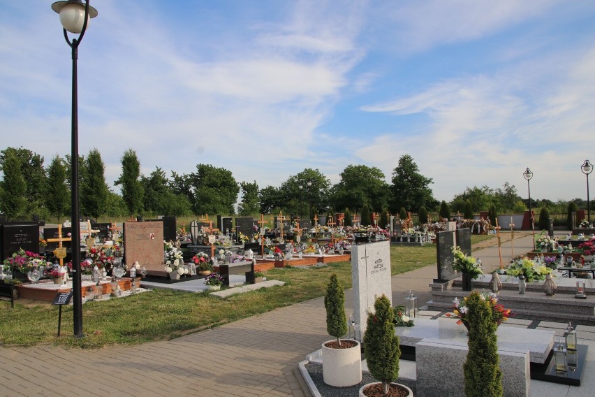 Cmentarz w Wieluniu do rozbudowy. Gmina kupuje działkę w cenie 50 zł za metr