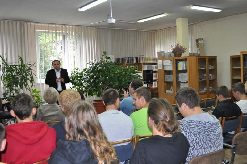 Hausty Poetyckie w kutnowskiej bibliotece dobiegają końca [ZDJĘCIA]