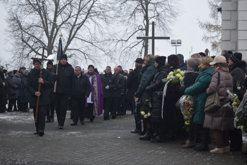 Ceremonia pogrzebowa zmarłego tragicznie radnego Poddębic...
