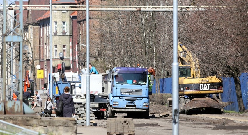 Remonty na drogach w Świętochłowicach. Przebudowa ulicy...