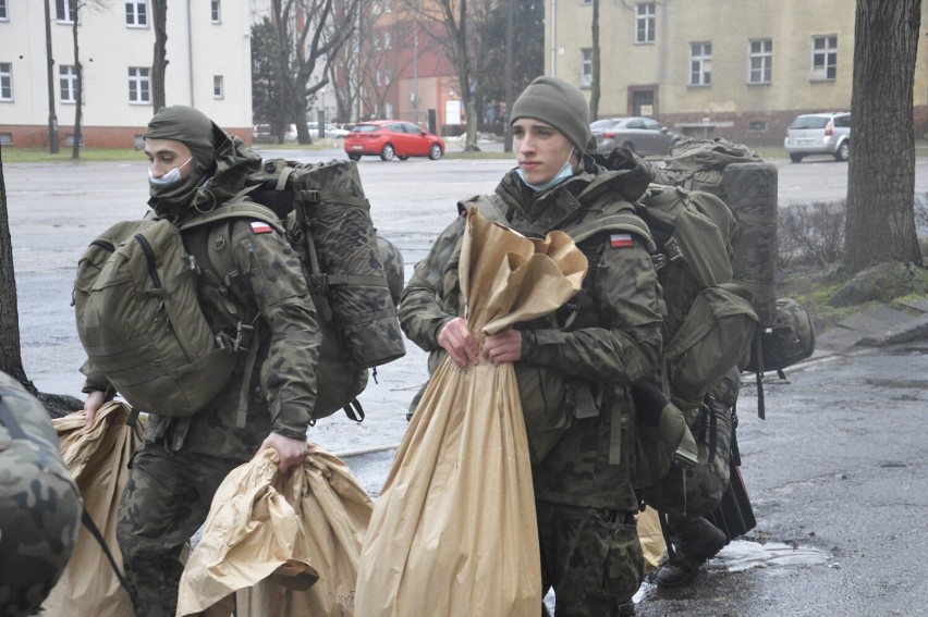 140 żołnierzy WOT pojawiło się w Głogowie