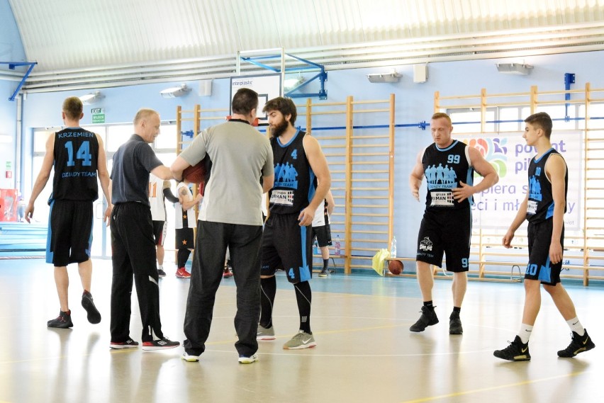 Pilska Liga Koszykówki Amatorskiej: Dziady Team mistrzem. Zobacz zdjęcia z finału i ceremonii zakończenia rozgrywek