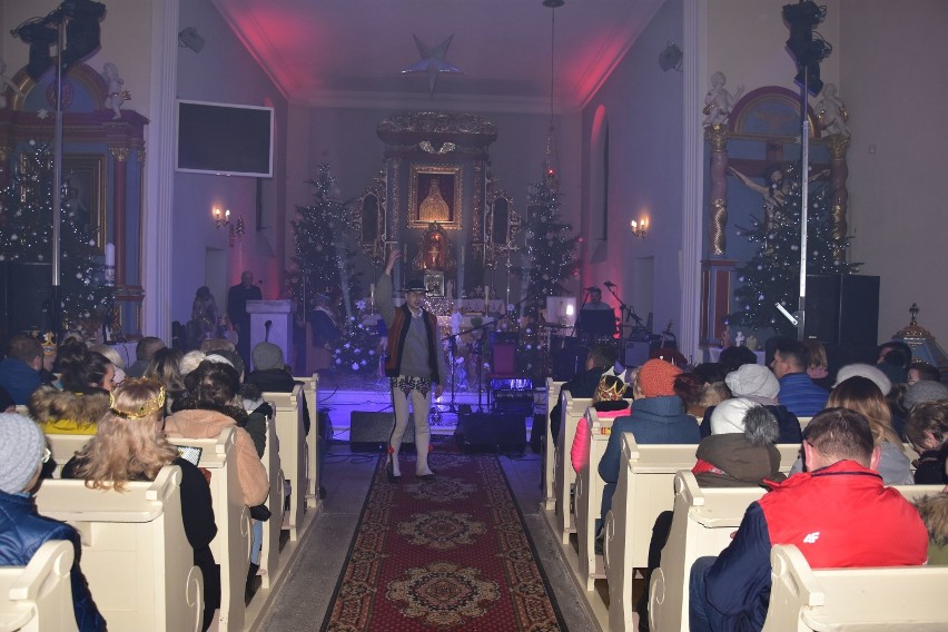 Święto Trzech Króli w Gościeszynie: koncert zespołu Ino Ros [zdjęcia, wideo]