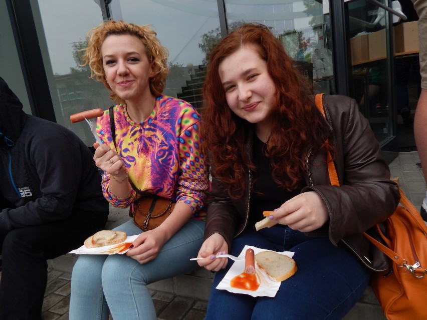 Piastonalia 2015. Dwa tysiące hot-dogów na Wielkim Studenckim Śniadaniu [wideo, zdjęcia]