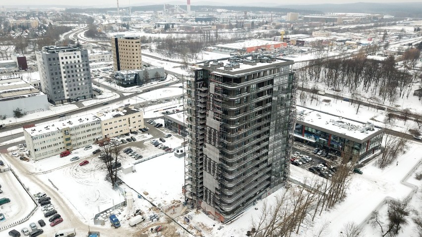 I Love Kielce – wielki napis na Plaza Tower, najwyższym budynku w Kielcach i województwie! Ryszard Grzyb: "Ja po prostu kocham to miasto"