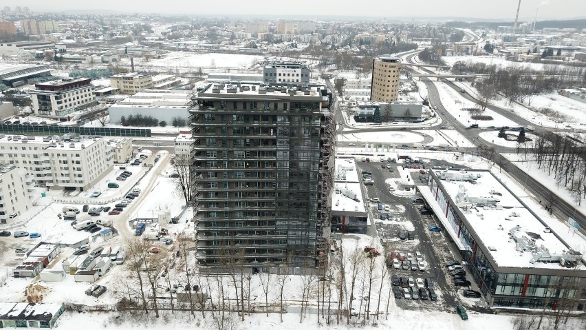 I Love Kielce – wielki napis na Plaza Tower, najwyższym budynku w Kielcach i województwie! Ryszard Grzyb: "Ja po prostu kocham to miasto"