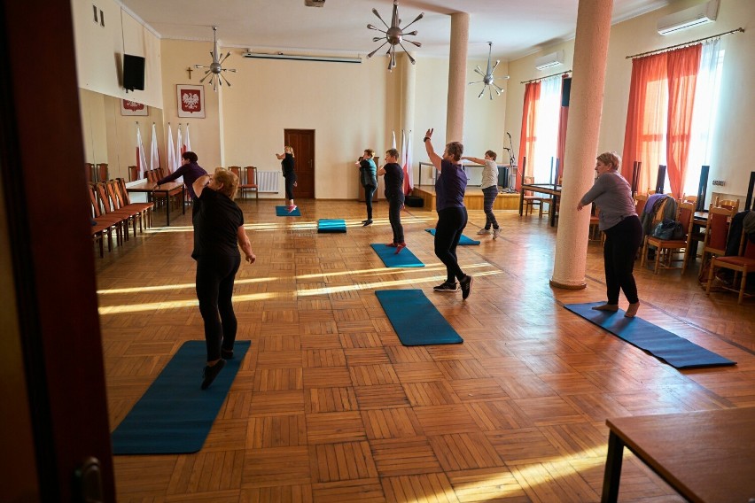 W Sędziszowie Małopolskim rozpoczęły się zajęcia ruchowo-taneczne dla seniorów [ZDJĘCIA, WIDEO]
