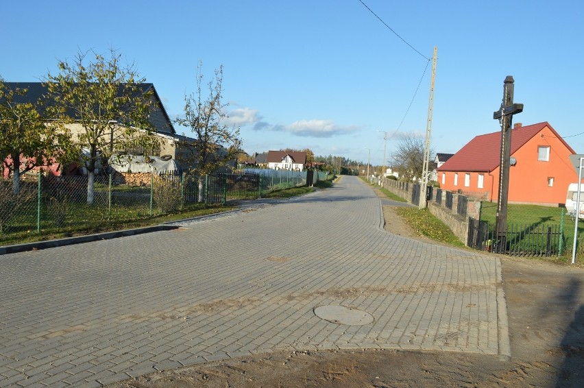 Gmina Sulęczyno - przebudowa drogi gminnej w Żakowie zakończona