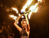 Zaczarowani ogniem - niezwykły pokaz na Boski Fest w Janowie pod Bydgoszczą [zdjęcia]