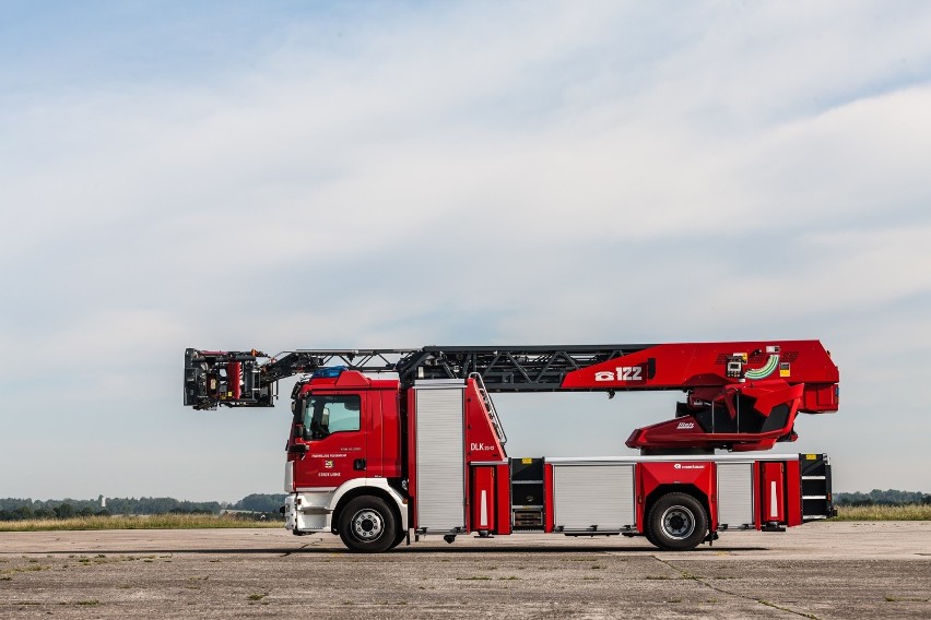 Podobny pojazd marki Rosenbauer już wkrótce otrzymają...