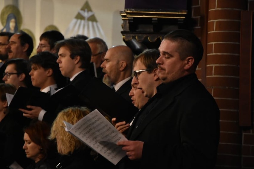 Zabrze: w kościele św. Anny odbył się koncert pasyjny. ZDJĘCIA
