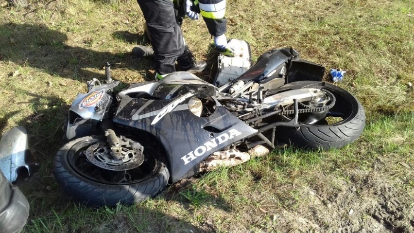 Nie żyje 41-letni motocyklista z Tomaszowa, który miał wypadek koło Bełchatowa
