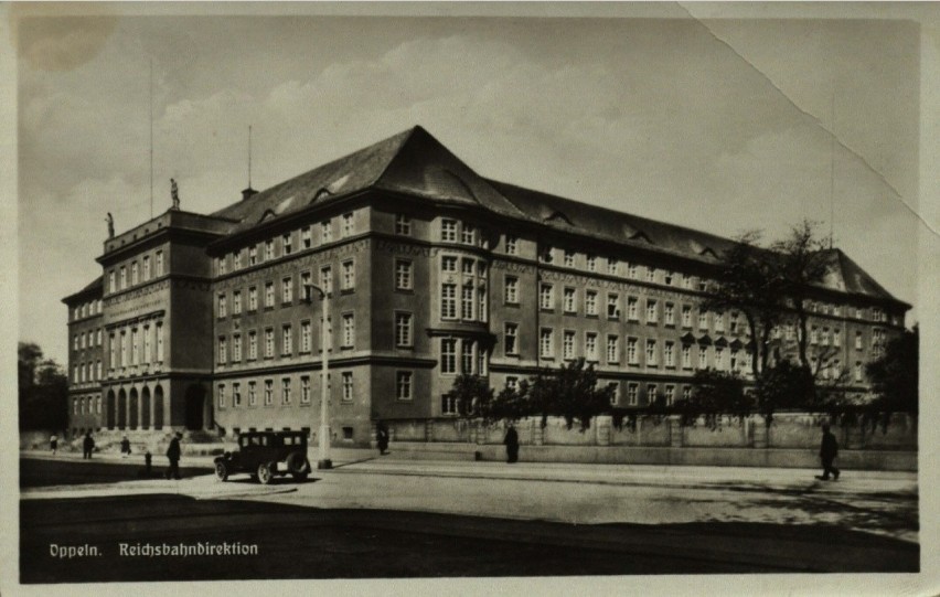 Opole na przedwojennych pocztówkach. Rok 1932. Budynek...
