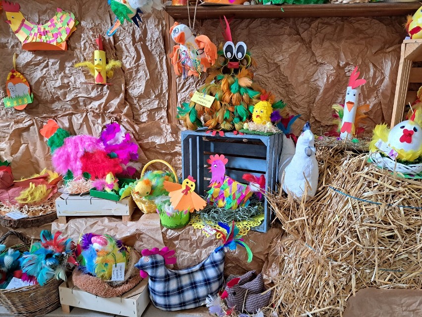 „Wielkanocna kura co nosi kolorowe pióra” przedszkolaków z "Bajki" w Obornikach [ZDJĘCIA]