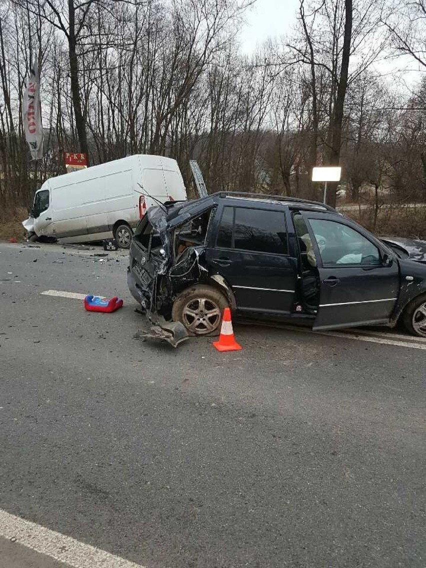 Wypadek w Tymowej. DK 75 Brzesko-Nowy Sącz zablokowana [ZDJĘCIA]