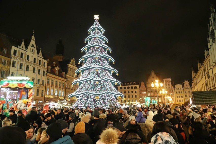 - Festiwal Bożego Narodzenia nawiązuje do tradycji...