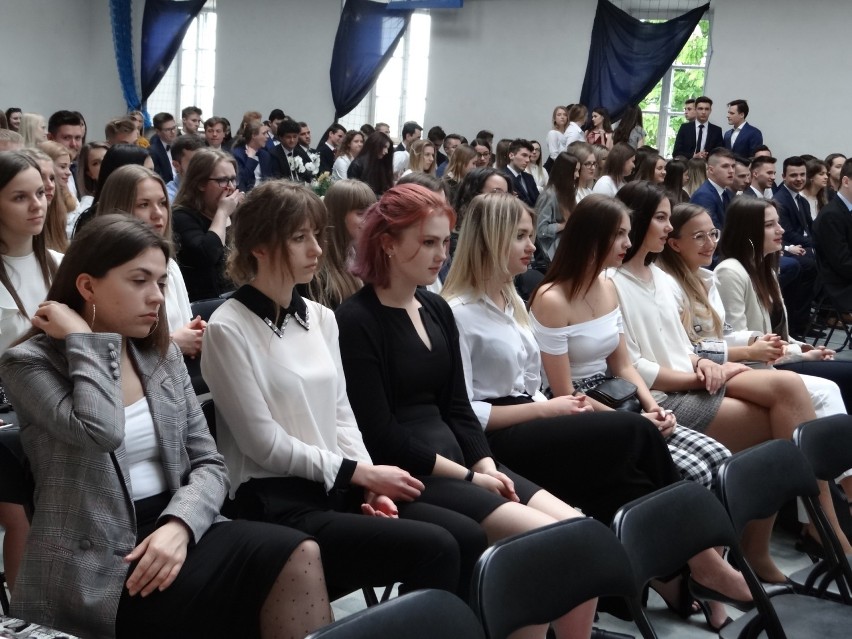 Aż 170 uczniów sandomierskiego Collegium Gostomianum...