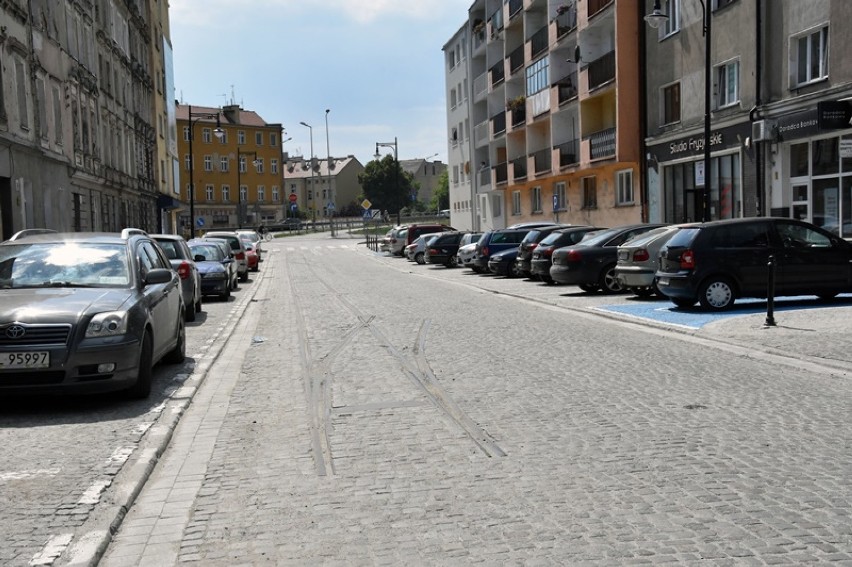 Remont ulicy Wrocławskiej w Legnicy [ZDJĘCIA] 