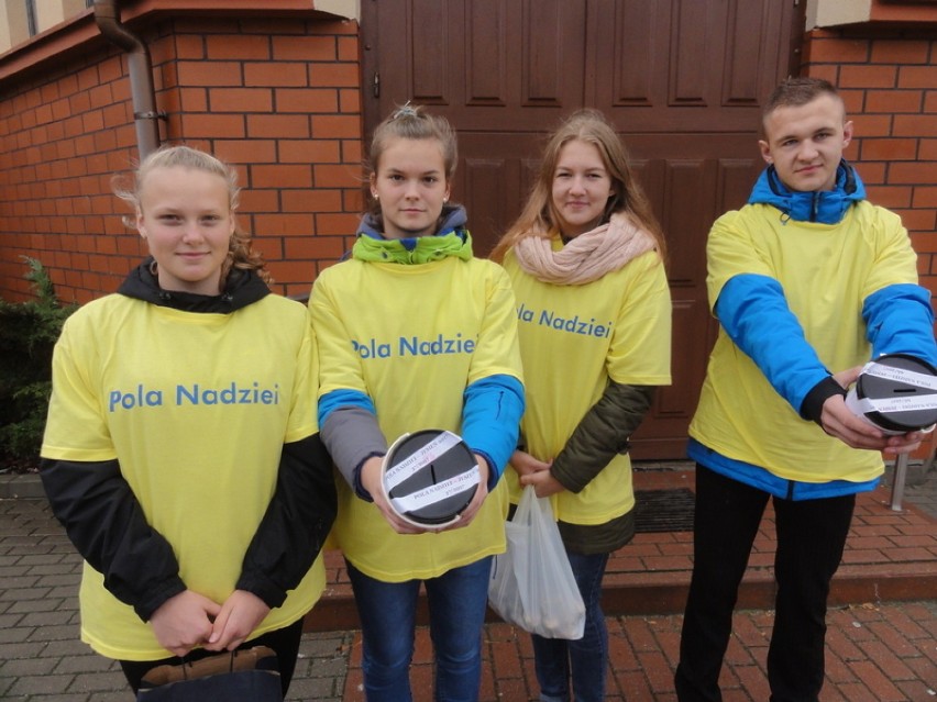 Patrycja, Magda, Alicja i Tomasz - w roli wolontariuszy Pól...