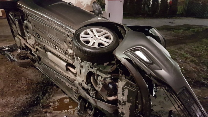 Wypadek (kolizja) na DK12 Piotrków - Srock w Karlinie. Opel...