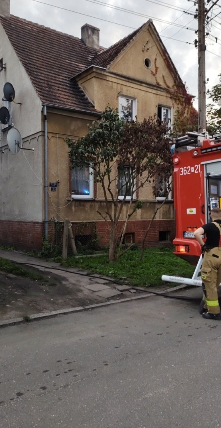 Straż pożarna interweniowała w Gubinie. Mieszkańcy palili...