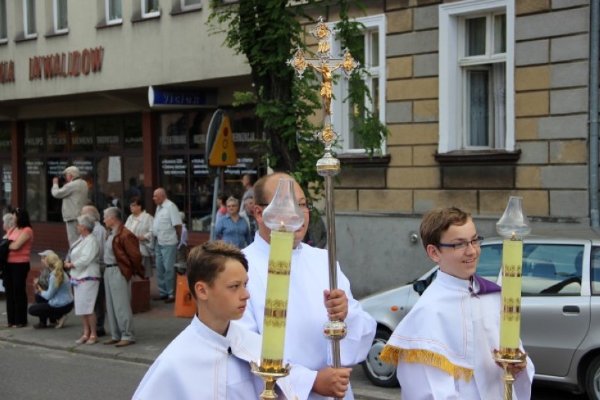 Boże Ciało w Tczewie. Tysiące wiernych wzięło udział w procesjach