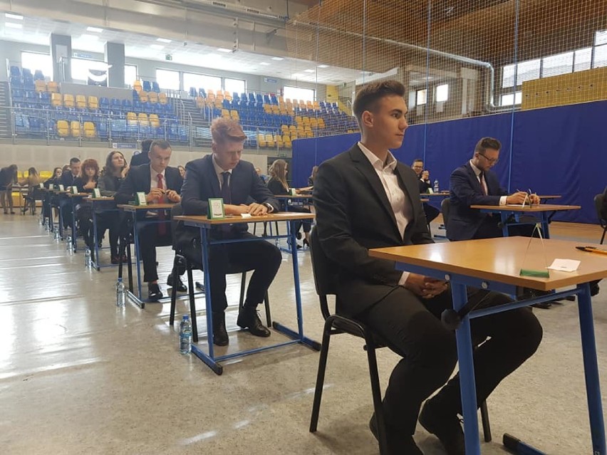 Pierwszy egzamin dojrzałości w Niepublicznym Liceum Ogólnokształcącym w Pleszewie
